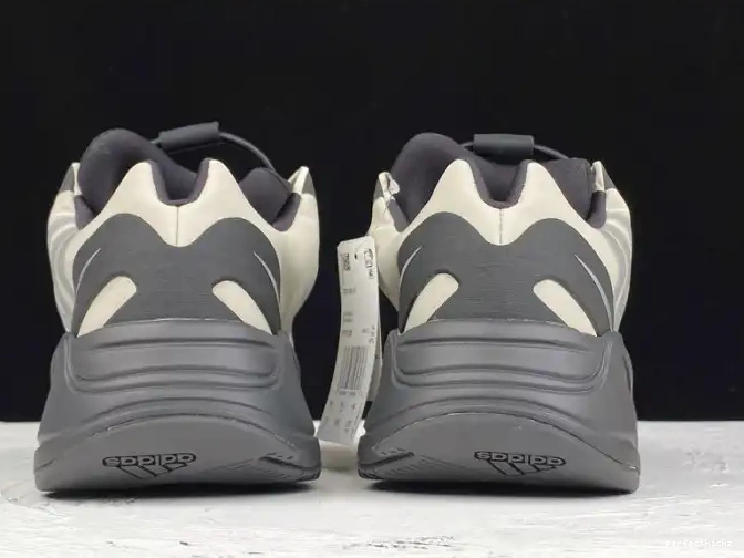 Adidas Boost Yeezy FY3729 MNVN Bone 700 0623